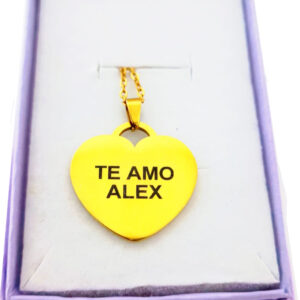 Collar Personalizado con Foto y Frase – Un Detalle Que Habla Desde el Corazón 💛